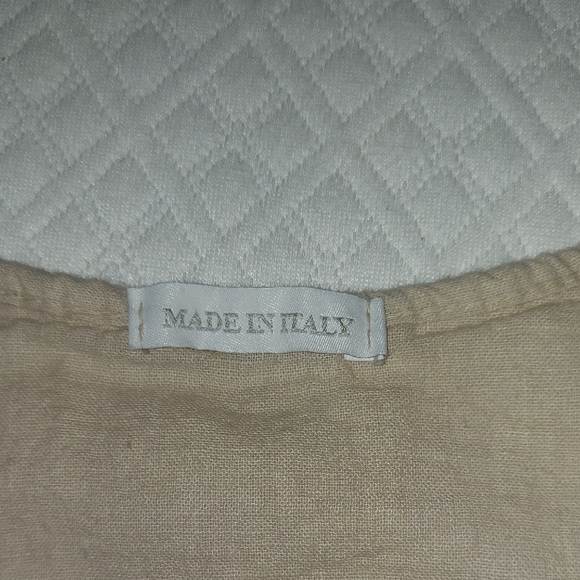 Chic – Timeless – Breezy – Elegant – Versatile - Picture 2 of 11